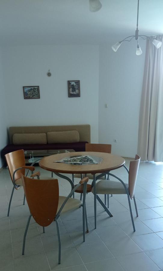 Modern 2 Bedroom Apartment In Top Location In Sunny Beach Just 150 Meters From Casino Platinum Zewnętrze zdjęcie