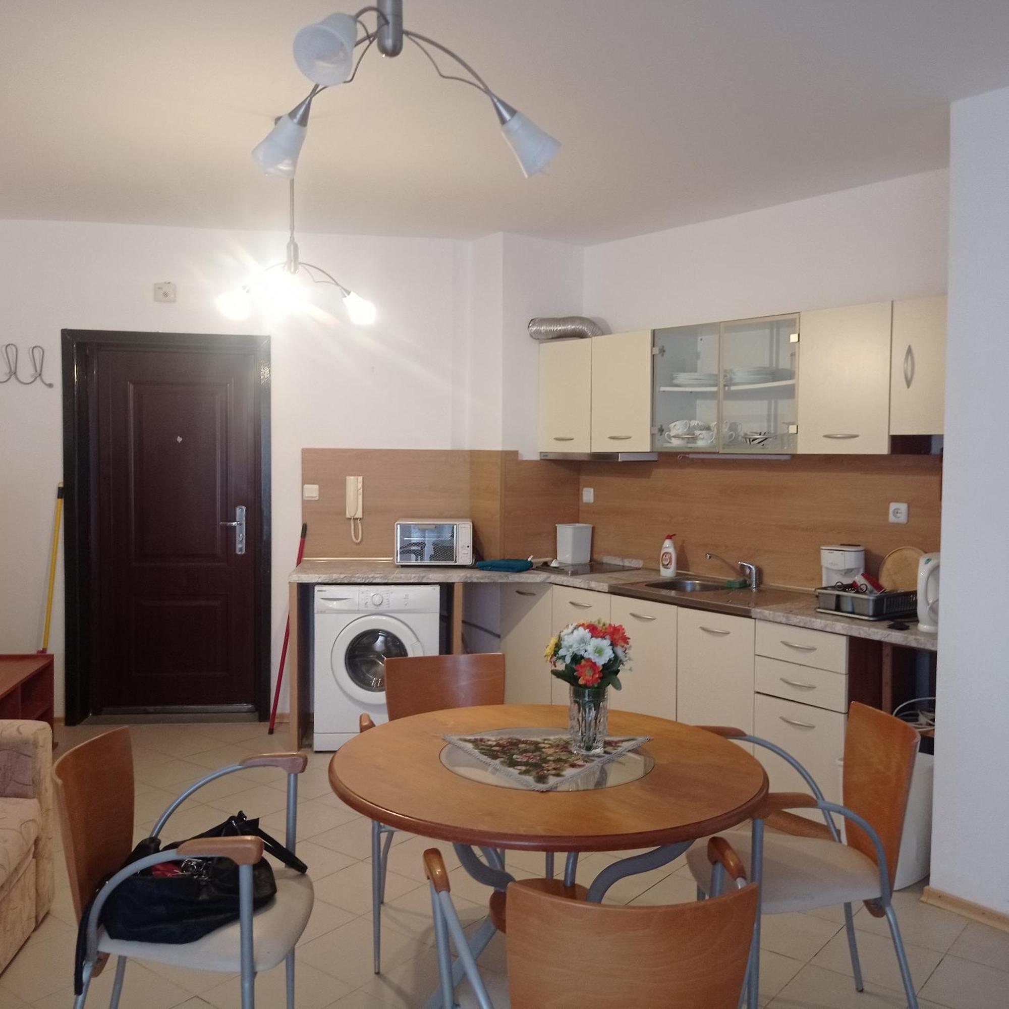 Modern 2 Bedroom Apartment In Top Location In Sunny Beach Just 150 Meters From Casino Platinum Zewnętrze zdjęcie